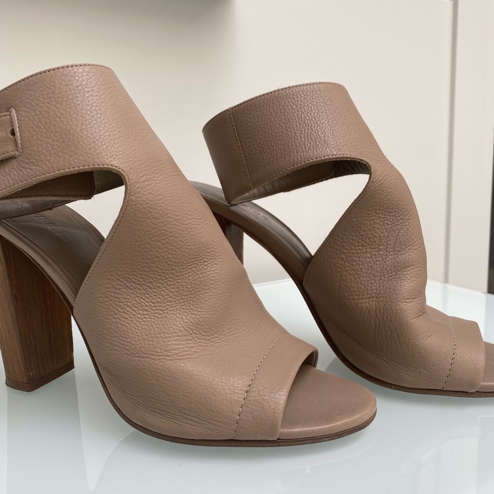 Vince Made in Italy chunky heels